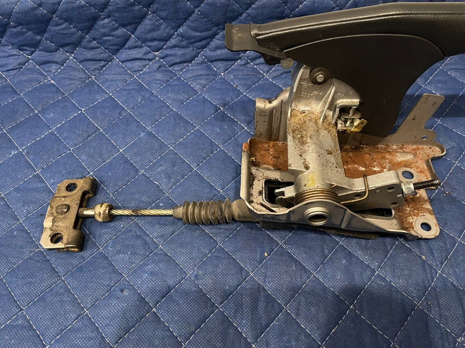 2017 NISSAN 370Z NISMO EMERGENCY E BRAKE HAND LEVER W GUN METAL GREY BUTTON OEM