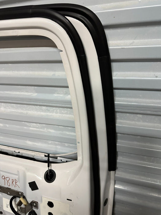 2017-2019 FORD F250 F350 F450 CREW CAB REAR RIGHT DOOR SHELL OEM  (PC:UG)