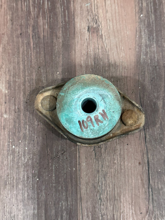 2017-2022 FORD F250 F350 F450 PASSENGER RIGHT CAB MOUNT OEM HC3C-2500192