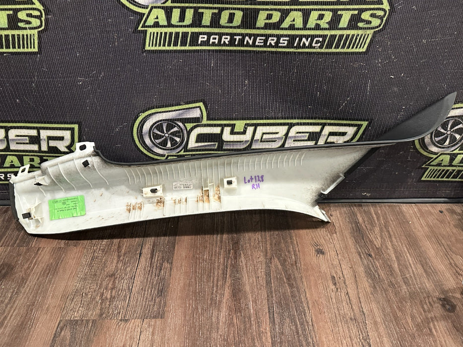 2017 AUDI R8 SPYDER FRONT RIGHT A PILLAR TRIM OEM