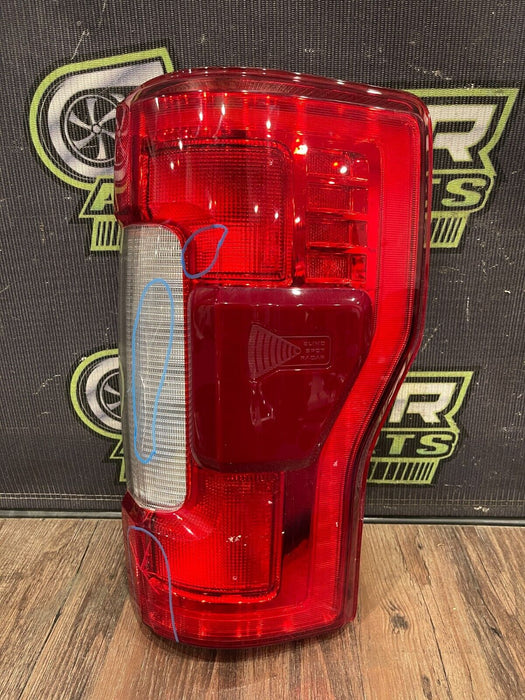 2017 2018 2019 FORD F250 F350 F450 DRIVER LEFT LED TAILIGHT OEM *READ/CRACKED*
