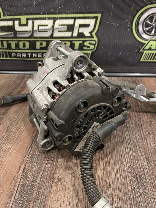 2017 MERCEDES-BENZ C63 AMG V8 ALTERNATOR GENERATOR W/ HOSE OEM 000 906 17 05