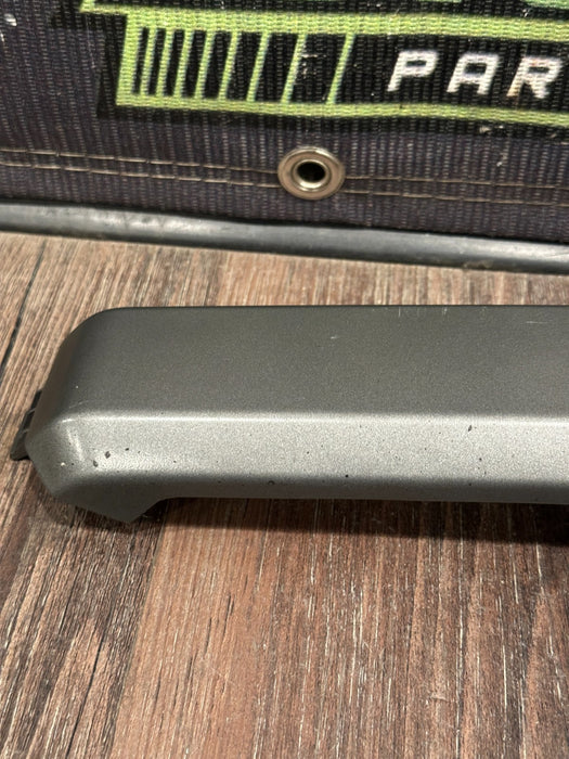 2017-2019 FORD F250 F350 F450 FRONT RIGHT DOOR PANEL HANDLE OEM *WEAR 6-8*