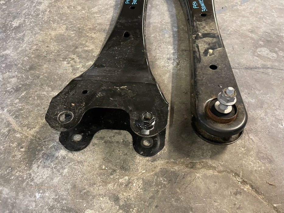 2021 FORD F450 DIESEL SUPERDUTY FRONT LEFT & RIGHT RADIUS CONTROL ARMS 300 MILES