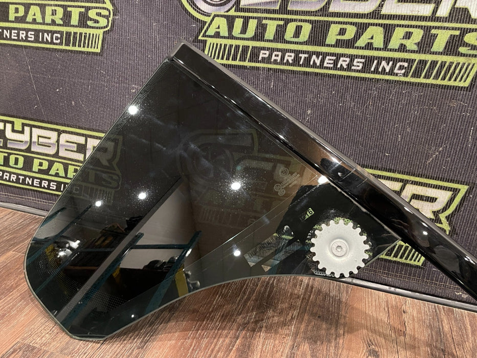 2020 BMW M8 COMP F93 REAR PASSENGER RIGHT QUARTER WINDOW GLASS OEM *TINTED/READ*