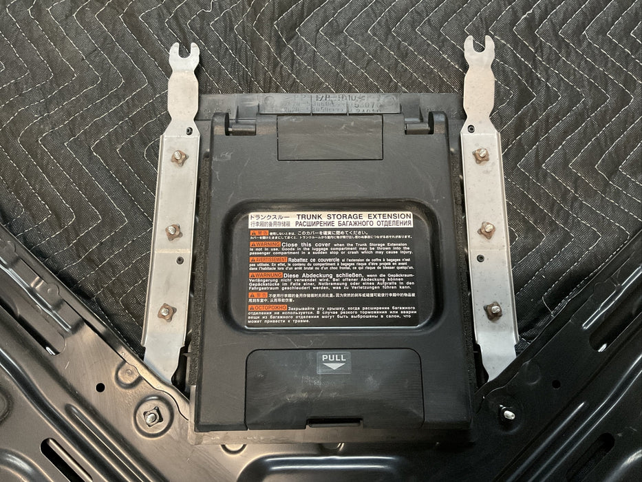 2015 LEXUS RC-F REAR BACK SEAT BRACE BRACKET W/TRUNK STORAGE EXTENSION OEM
