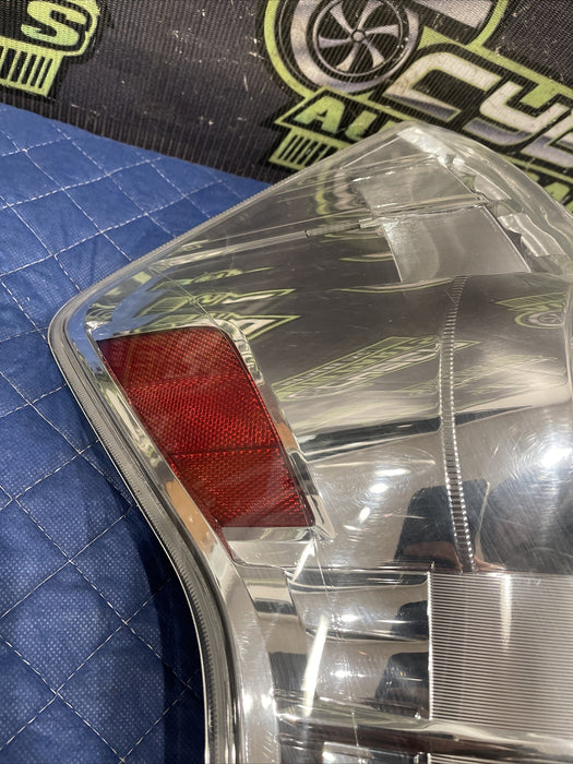 2014 TOYOTA PRIUS V REAR LEFT DRIVER TAILLIGHT TAIL LIGHT OEM