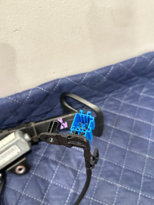 2017 MERCEDES-BENZ C63 AMG CABRIOLET FRONT RH ELECTRIC MOTOR SEATBELT ADJUSTER