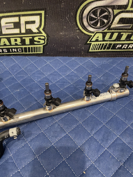 2017 AUDI R8 PLUS UPPER FUEL RAIL FUEL DISTRIBUTORS 07L-133-681-AB PAIR OEM