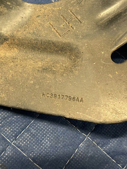 2020 FORD F250 F350 DRIVER LEFT FACE BAR MOUNTING BRACKET OEM