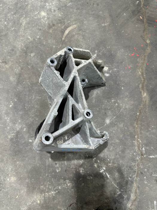 2017-2019 FORD F350 F450 6.7L DIESEL ALTERNATOR MOUNTING BRACKET OEM HC3Q-8D611