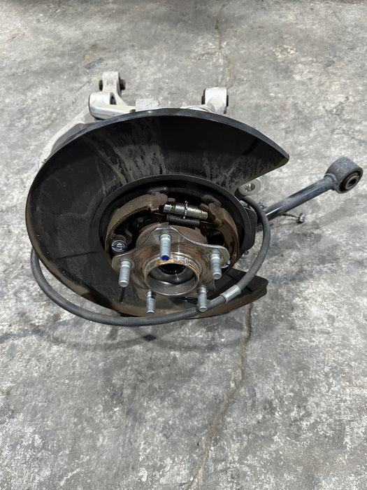 2013 NISSAN 370Z REAR RIGHT SUSPENSION KNUCKLE CORNER OEM