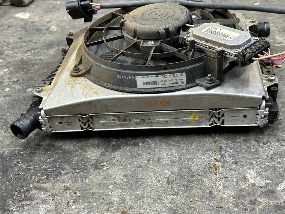 2014 AUDI R8 FRONT RIGHT PASSENGER RADIATOR 420 121 252 ASSEMBLY ~DAMAGE!!~