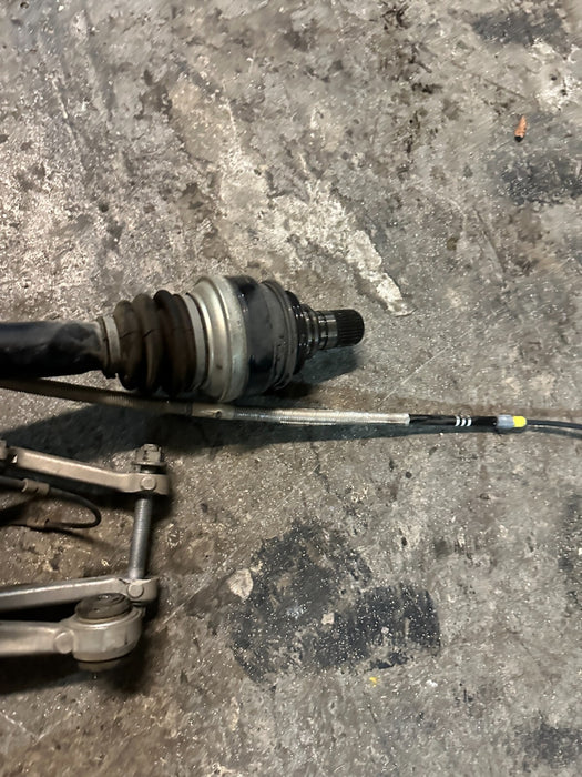 2020 BMW M4 F82 REAR LEFT SPINDLE KNUCKLE CONTROL ARM SUSPENSION W/ AXLE OEM