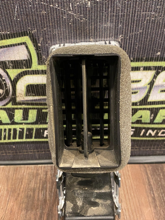 2017 DODGE RAM 3500 LIMITED PASSENEGER RIGHT AC A/C HEATER AIR VENT OUTLET OEM