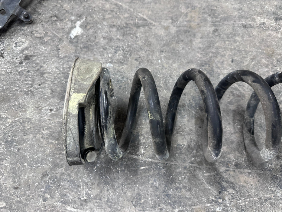 2017-2019 FORD F250 F350 LEFT COIL SPRING OEM
