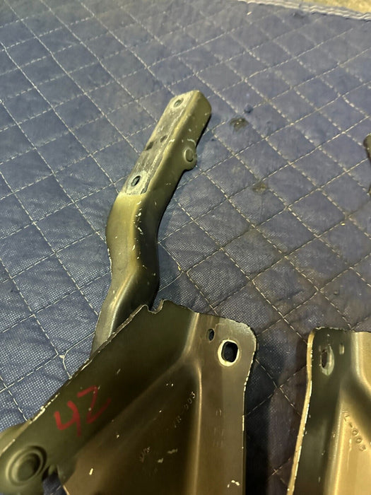 2016-2019 NISSAN TITAN XD LEFT RIGHT HOOD HINGE PAIR OEM