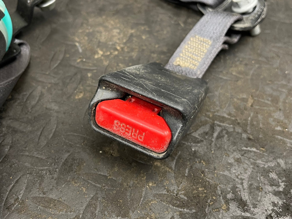 2016 SUBARU WRX STI REAR MIDDLE SEAT BELT RETRACTOR OEM