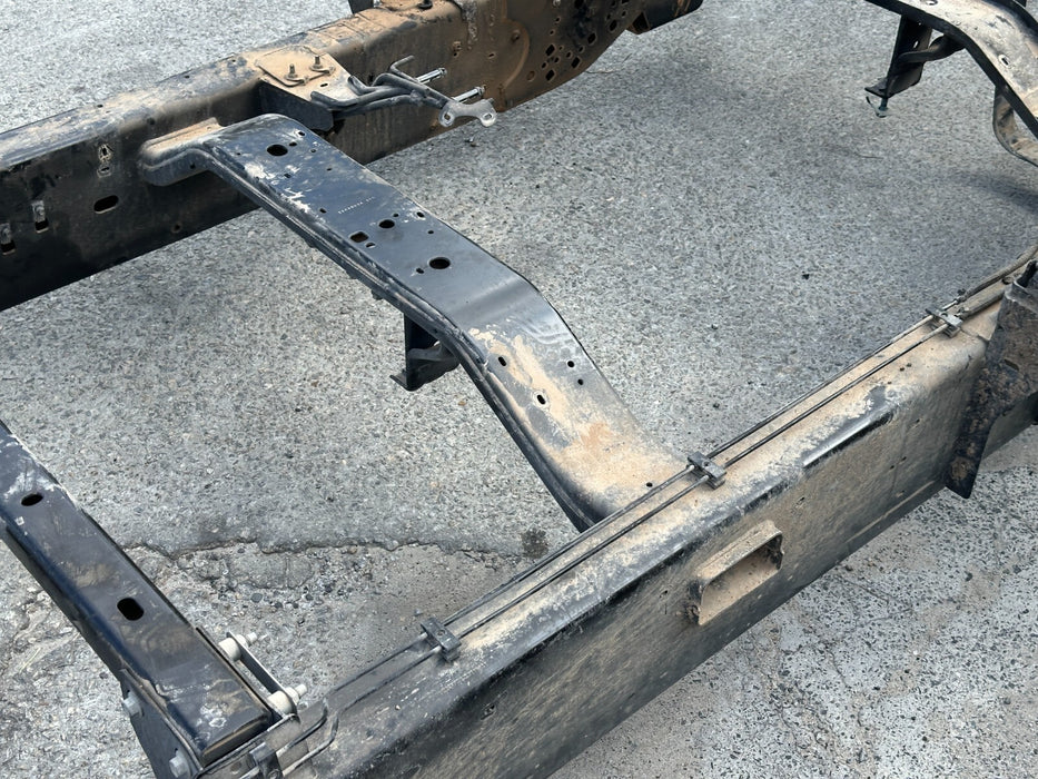 2023 2024 FORD F250 F350 F450 PICKUP CREW CAB 8' LONG BED FRAME 176' WB OEM