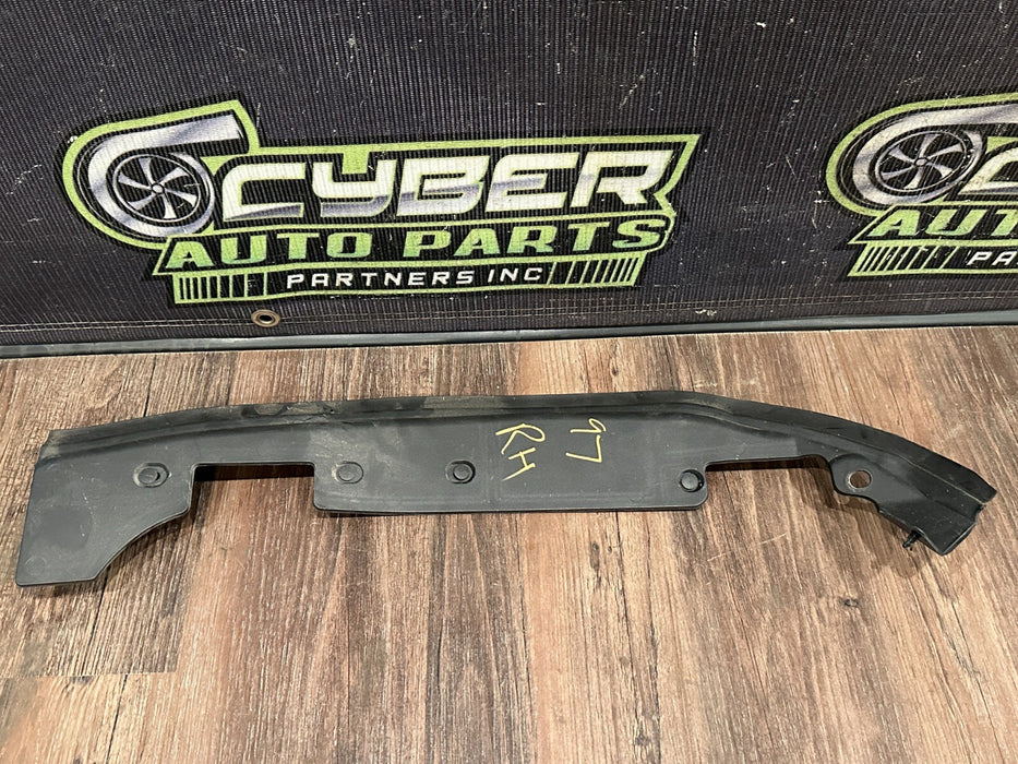 2020 BMW M4 F82 FRONT PASSENGER RIGHT DOOR WEATHER STRIP OEM