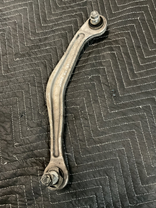 2014 MERCEDES S550 W222 REAR RIGHT UPPER CONTROL ARM OEM 221 352 00 05
