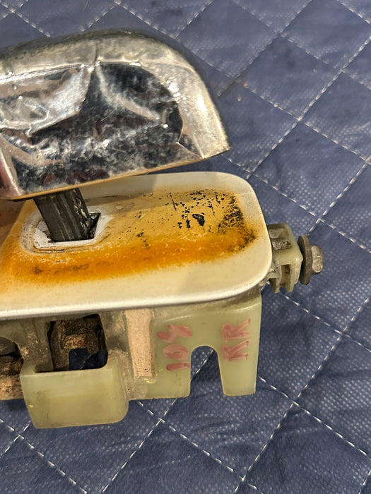 2017-2019 FORD F250 F350 REAR RIGHT DOOR HANDLE TRI COAT (UG) OEM *BURN DAMAGE*