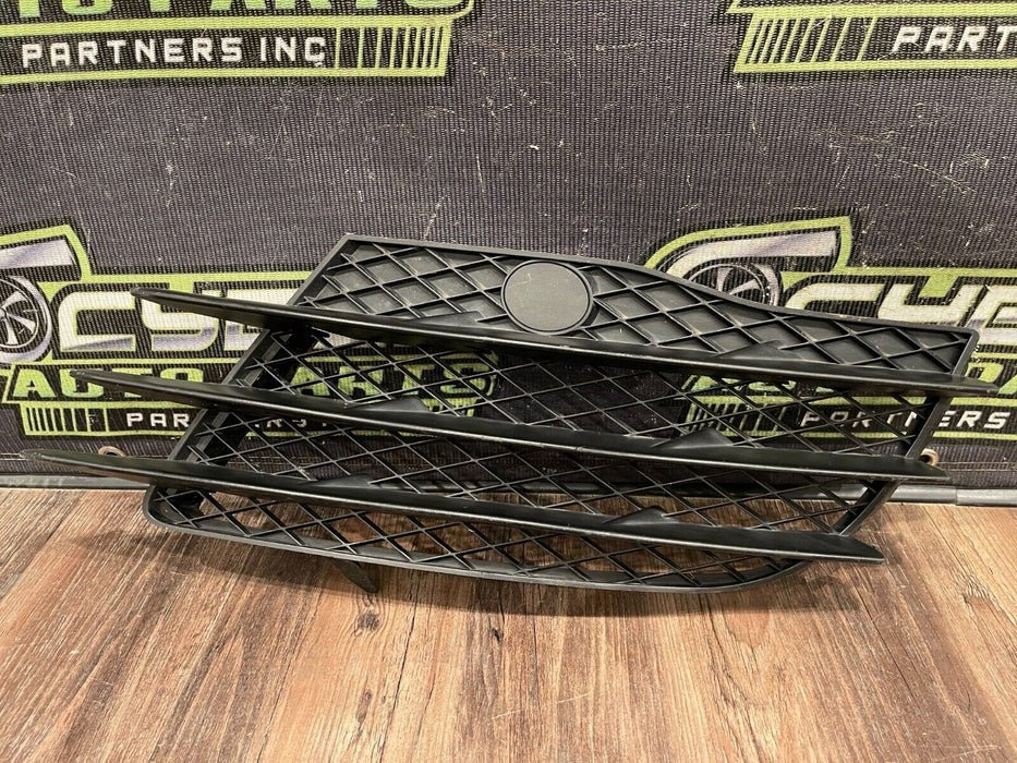 2012 AUDI R8 V8 FRONT BUMPER DRIVER LEFT GRILLE PANEL OEM 420 807 681 *READ