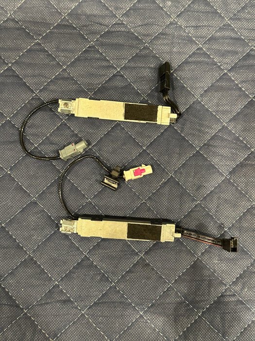 2014 AUDI R8 SPYDER LEFT RIGHT ANTENNA AMPLIFIER PAIR 420 035 225 C