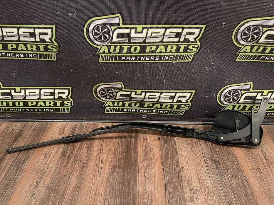 2014 TOYOTA PRUIS V FRONT PASSENGER RIGHT RH WINDSHIELD WIPER OEM