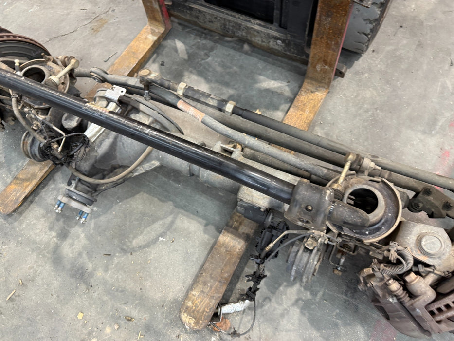 2017 RAM 3500 DUALLY DRW FRONT AXLE 4X4 3.73 ASSEMBLY OEM 104K MILES *BENT*