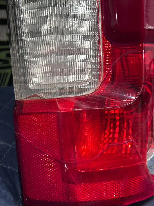 2017-2019 FORD F250 F350 F450 RIGHT HALOGEN BLISS TAIL LIGHT ASSEMBLY OEM ~READ~