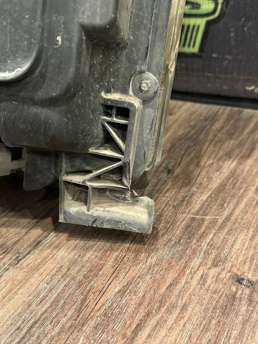 2017-2019 FORD F250 F350 F450 RIGHT LED HEADLIGHT OEM *WATER INSIDE/PARTS ONLY!*