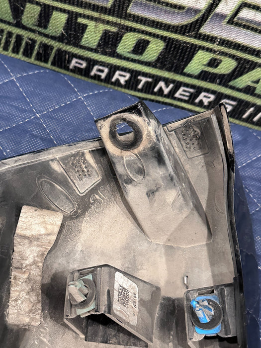 2017-2019 FORD F250 F350 RIGHT PASSENGER CAB CORNER OEM (UM) AGATE BLACK ~READ~