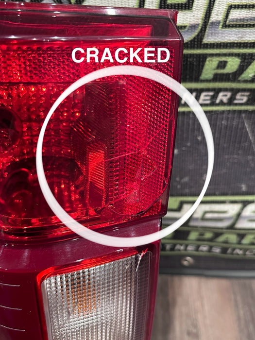 2020-2022 FORD F350 F450 DRIVER LEFT HALOGEN TAIL LIGHT OEM *FLAWS 4-10*