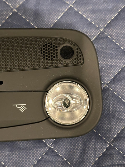2014 AUDI R8 V10 OEM COUPE FRONT INNER DOME LIGHT 8J0947111 8J0 947 111