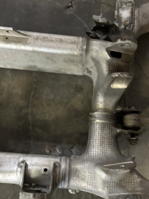 2011 BMW 550i F10 5 SERIES 4.4L REAR SUBFRAME CRADLE CROSSMEMBER 6793803