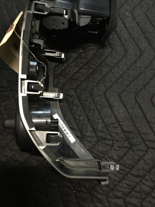 2016 NISSAN TITAN XD DRIVER CENTER AIR VENT WITH TRIM PANEL Lot 25