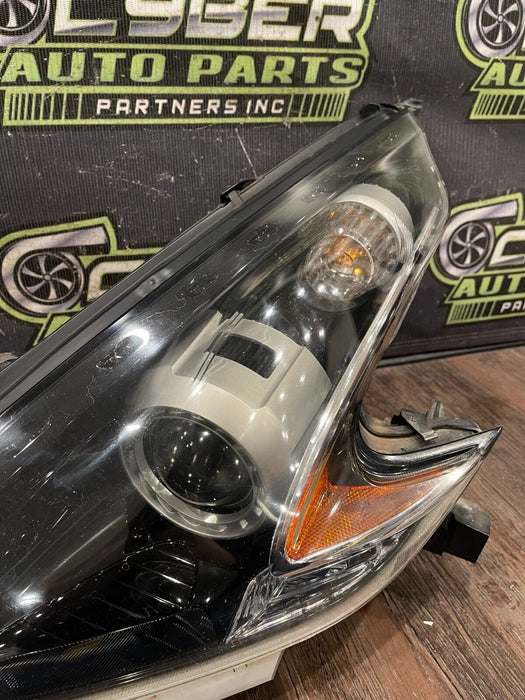 2018 NISSAN 370Z NISMO FRONT LEFT BLACK HOUSING HEADLIGHT OEM SLIGHT SUN DAMAGE