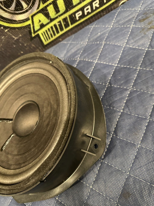 2014 AUDI R8 B&O BANG & OLUFSEN RIGHT DOOR SPEAKER OEM 420 035 415 A