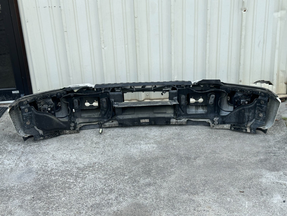 2023 2024 FORD F250 F350 FRONT BUMPER ASSEMBLY STAR WHITE W/ SENSORS OEM