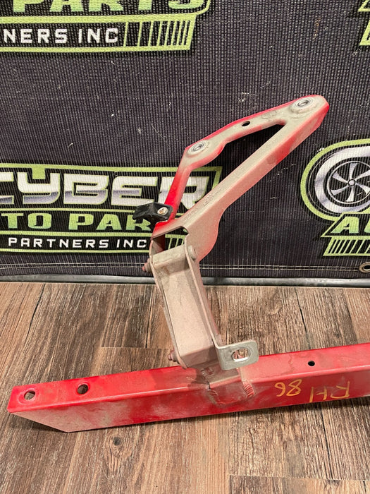 2017-18 AUDI R8 PLUS PASSENHER RIGHT SUPPORT BAR BRACKET OEM 4S0 813 500 C