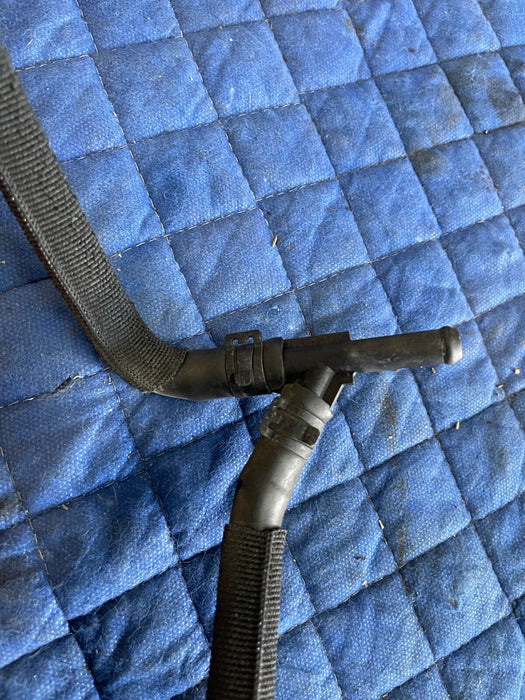 2012 AUDI R8 V8 COUPE 4.2L ENGINE COOLANT WATER PIPE HOSE 420121439 OEM