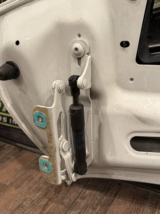 2014 PORSCHE 911 TURBO S 991 WHITE REAR DECK LID ENGINE VENT PANEL OEM