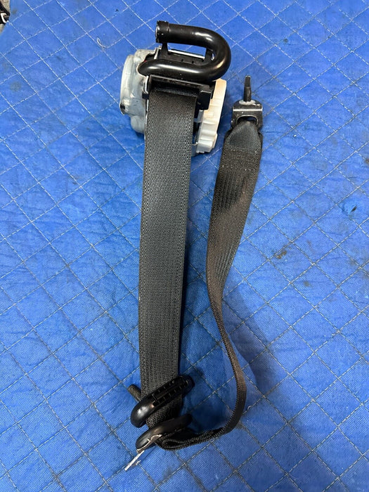 2020 2021 2022 FORD F250 F350 F450 PLATINUM REAR RIGHT LEFT SEATBELTS BLACK OEM