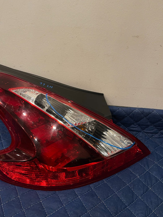 2015 NISSAN 370Z NISMO DRIVER LEFT REAR TAIL LIGHT OEM L 77 *WATER SPOTS*