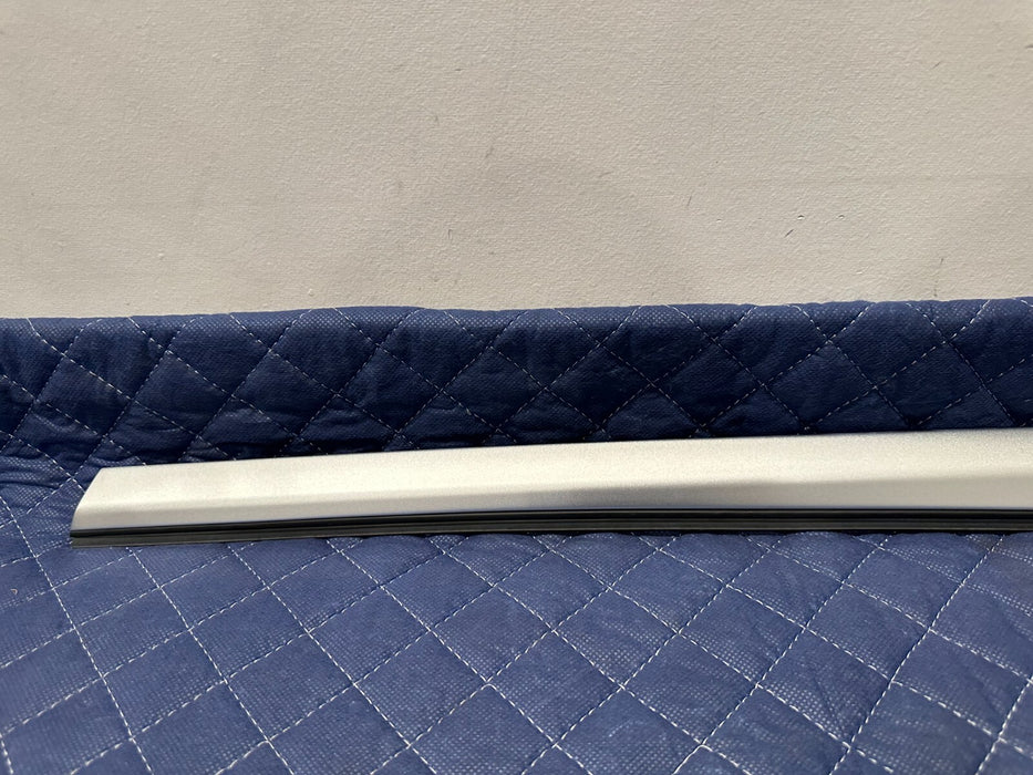 2017 MERCEDES-BENZ C63 AMG CABRIOLET REAR RIGHT EXT QUARTER PANEL BELT MOLDING