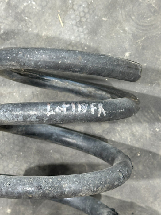 2015 DODGE RAM 2500 FRONT PASSENGER RIGHT COIL SPRING OEM 68172113AB