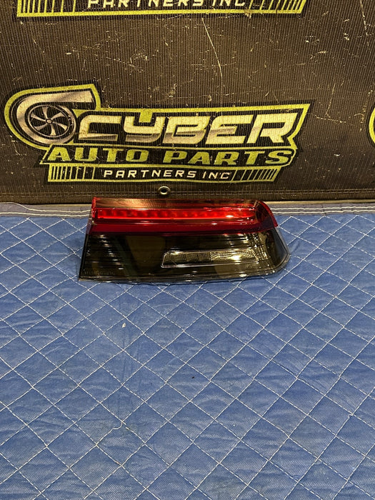2024 BMW M3 M4 G80 G82 REAR RIGHT INNER TAIL LIGHT OEM *COSMETIC FLAW #5*