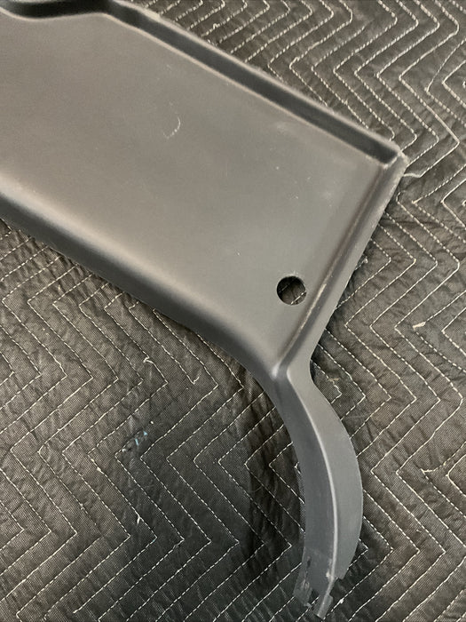 2017 NISSAN TITAN XD RH PASSENGER REAR LOWER C-PILLAR TRIM OEM