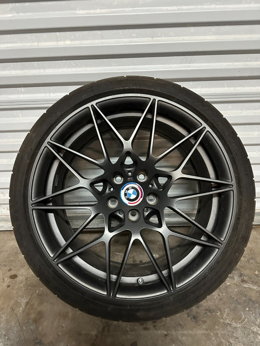 2015-2020 BMW M4 F82 REAR WHEEL RIM TIRE 10X20 666M 285/30R20 2287501 ~READ~